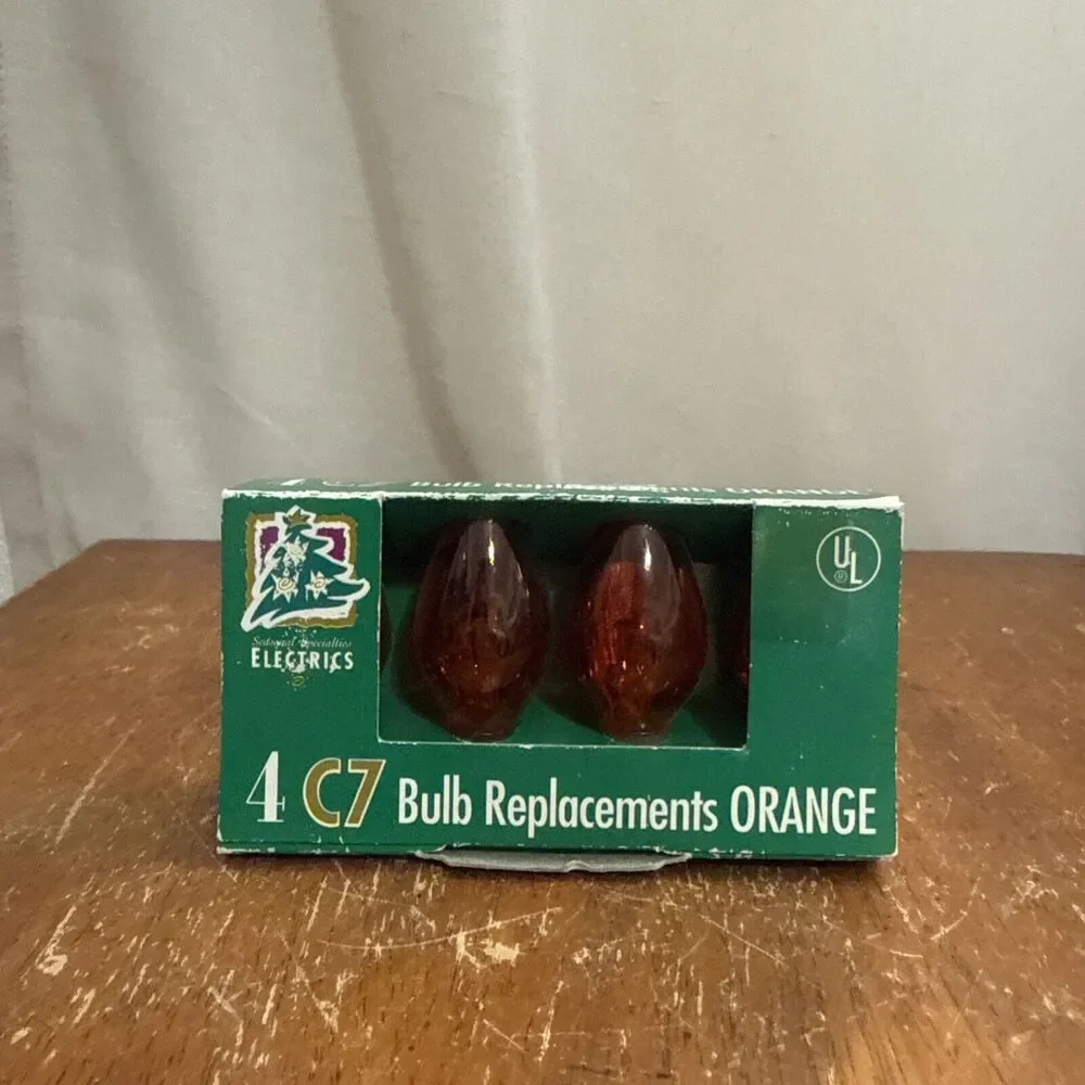Vintage‎ 1995 Lot of 4 Replacement Christmas Bulbs Lights C-7 Orange Colored